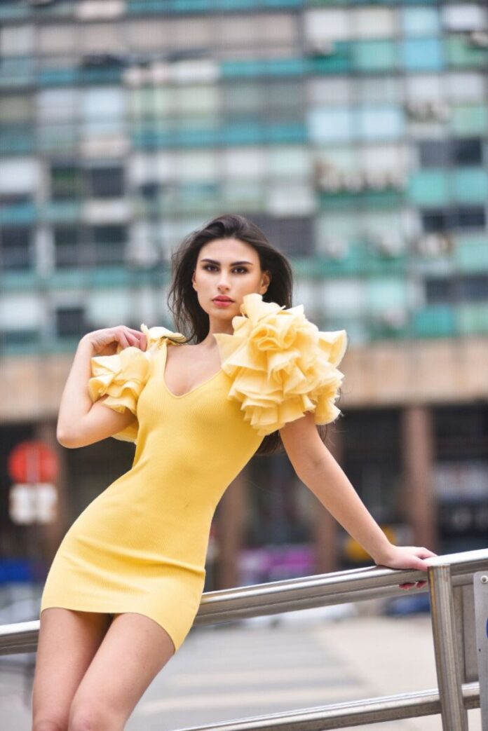 Representante Salteña Luna Bauzan - Miss Uruguay