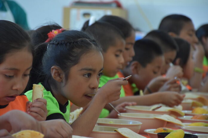 Alimentación Escolar Sostenible: Uruguay Se Une a Esfuerzo Regional