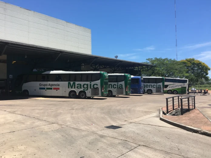 Terminal de Salto / Salto Shopping