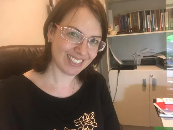 Esc. Mariana Thevenet