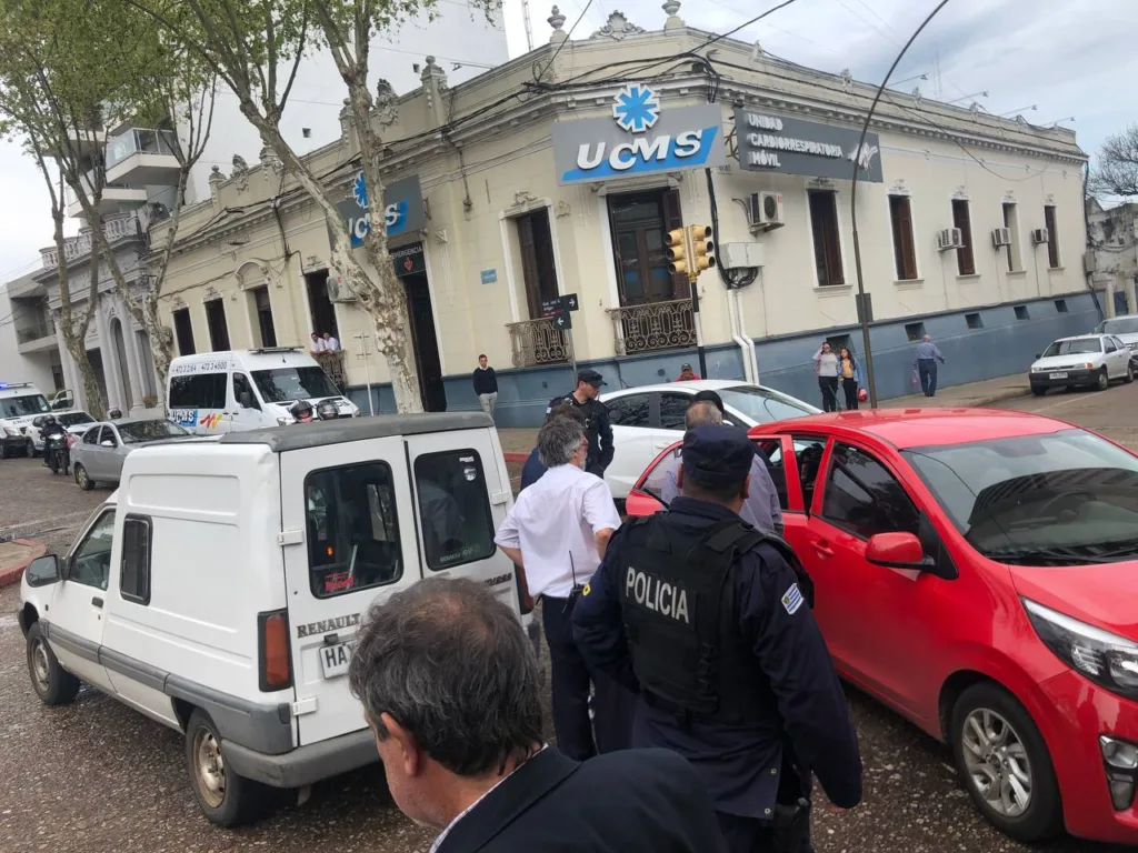 Siniestro de tránsito en 18 de julio y Artigas. Foto: EL PUEBLO