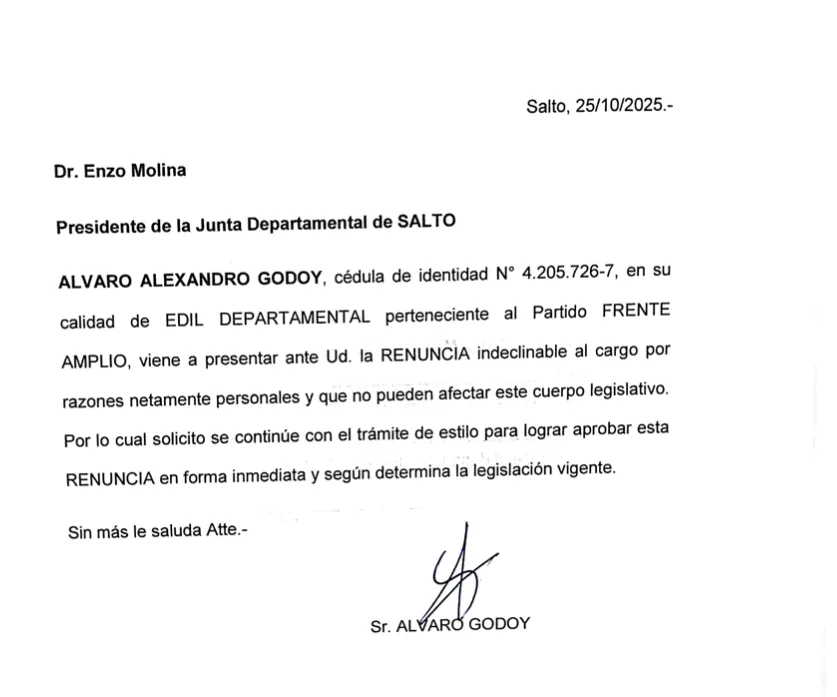 Carta de renuncia presentada por Álvaro Godoy ante la Junta Departamental / Asunto Nº520