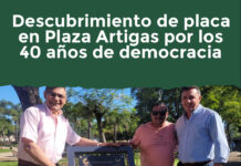 Descubrimiento de placa en Plaza Artigas por los 40 años de democracia