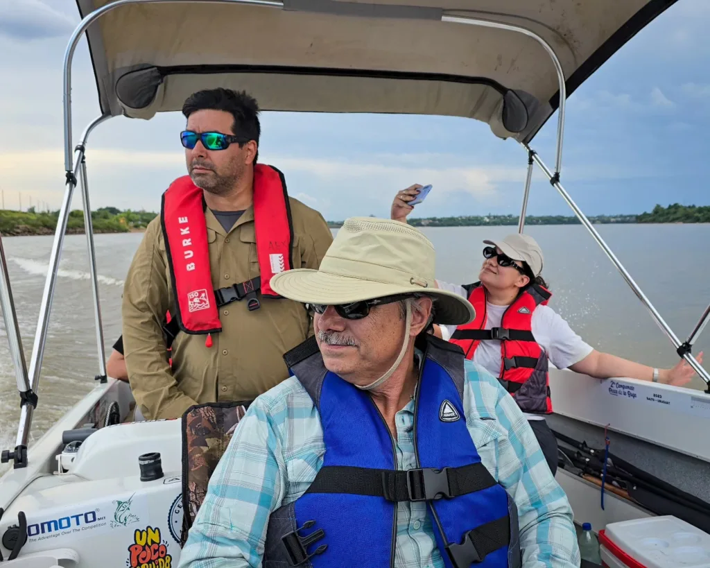 Estudiantes presentan circuito turístico fluvial en Salto