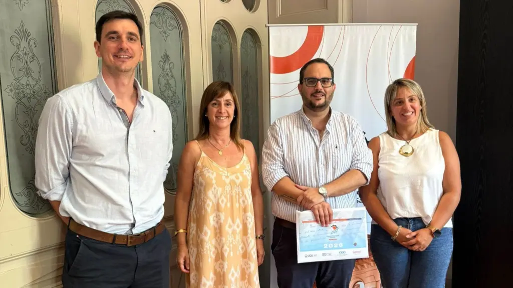 CCIS y Dirección Social y Juventud y Deportes del Gobierno de Salto