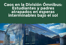 Caos en la División Ómnibus: Estudiantes y padres atrapados en esperas interminables.