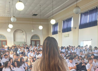 Liceo Nº5 restringe celulares y refuerza su estrategia pedagógica