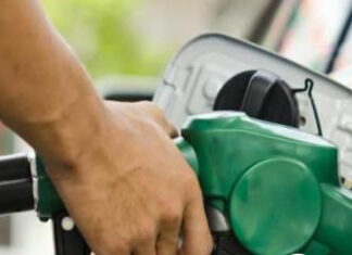 Acosta: “Hay un atraso en los precios y el gobierno busca evitar que el combustible subsidiado se vaya al exterior”