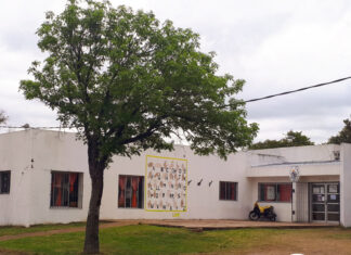 Impulsan reconocimiento al histórico referente que hizo posible la educación secundaria en la localidad de Villa Constitución