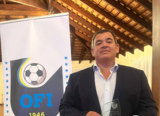 Alejandro Irigoyen, nominado el mejor DT