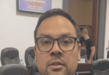 El edil Bruno Moreira ratifica pedido de renuncia de Luis Alonso y denuncia «misoginia»