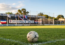 Divisional B. SE EXPIDIÓ EL TRIBUNAL Y CAMBIARON LAS TABLAS