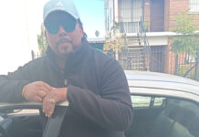 20 años al volante: la historia de Juan Pintos en el taxi