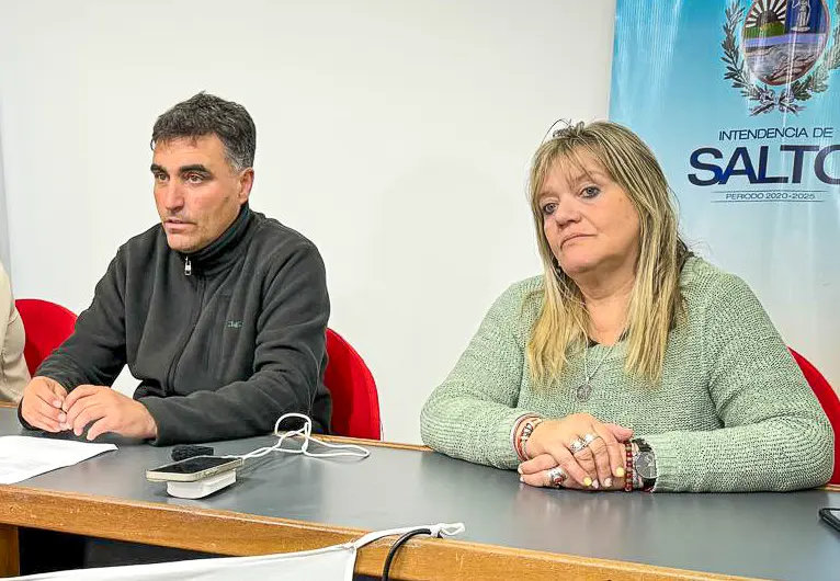 Dr. Andrés Lima, intendente de Salto(2015-2025). Nelly Rodriguez, Directora de Vivienda y Habitat