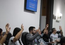 Presupuesto: Frente Amplio define su postura Junta de Salto, mesa durante la sesión extraordinaria del 24 de abril para votar presupuesto quinquenal / Foto: Martín Cabrera