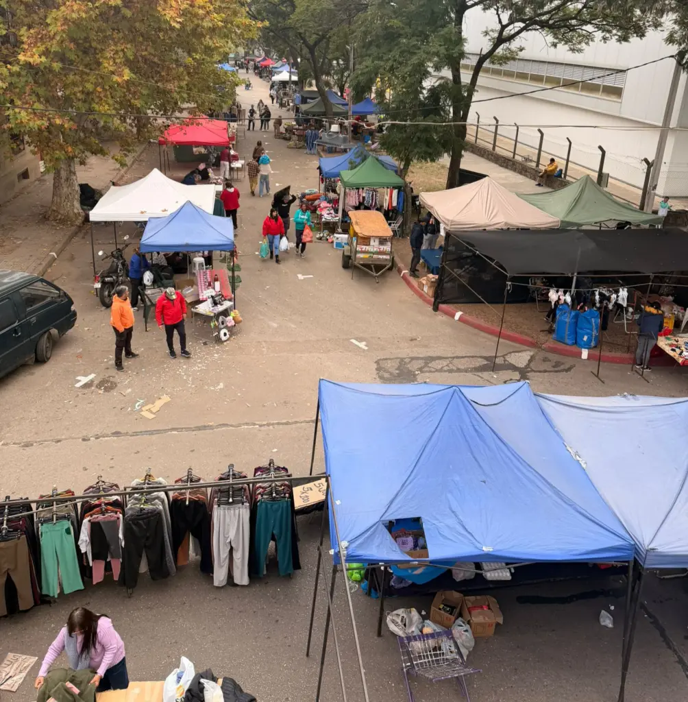 Ordenan la feria de Plaza de Deportes