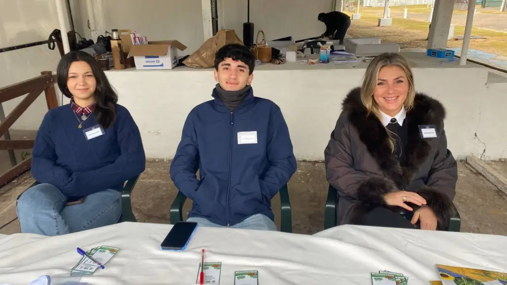 Simposio sobre garrapata reunió al agro regional en Salto