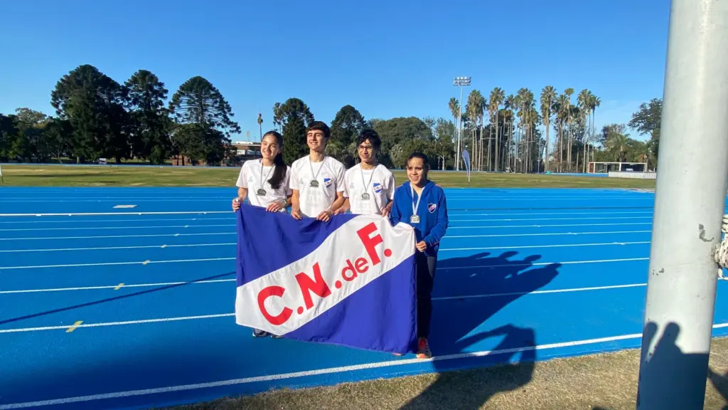Pía Barrios logró bronce por equipos en el Nacional U20