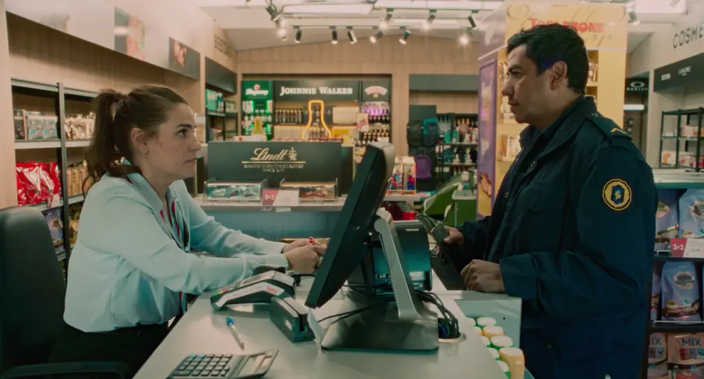 “Un Cabo Suelto” se estrena este jueves en Cine Sarandí