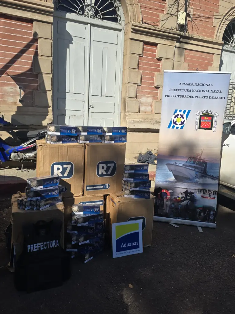 Incautaron contrabando valuado en casi 900 mil pesos en la zona del arroyo Yuquerí / Foto: Prefectura de Salto