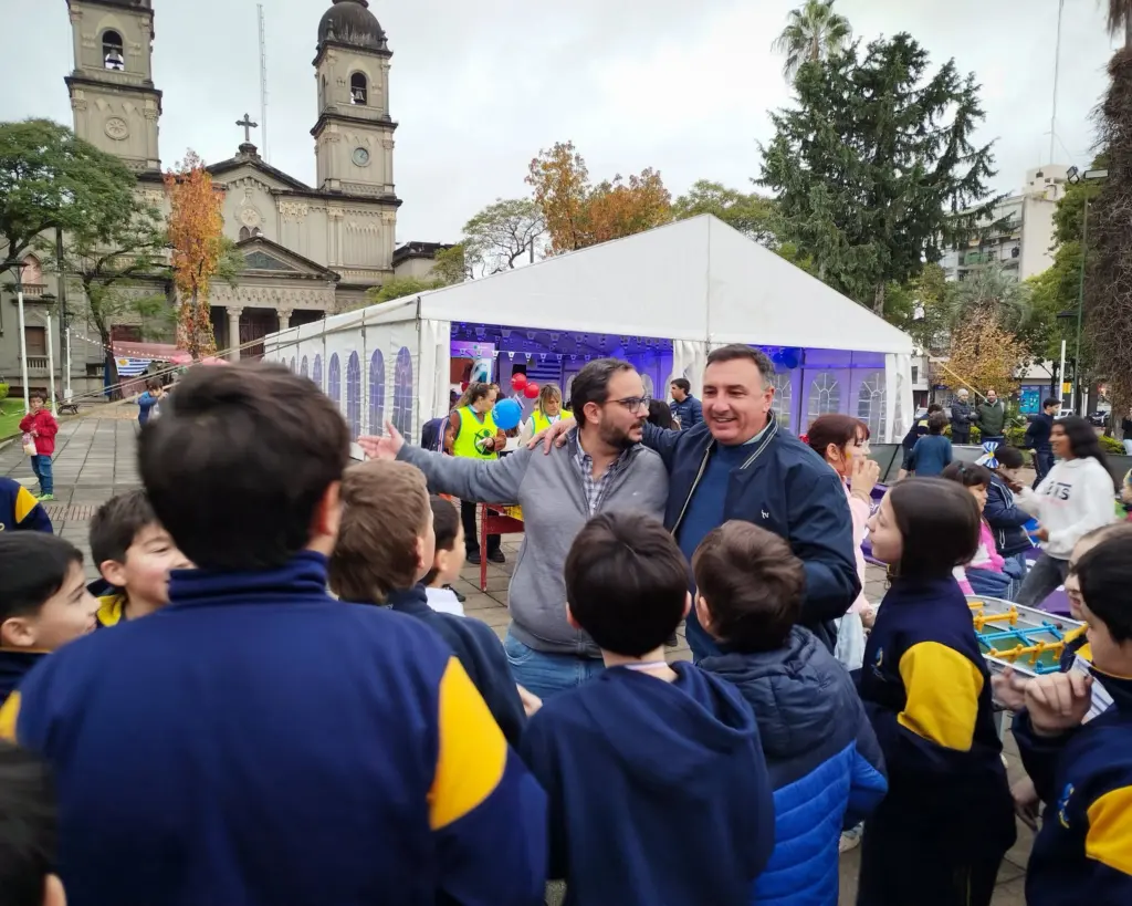 Plaza Treinta y Tres vivirá la previa de Uruguay