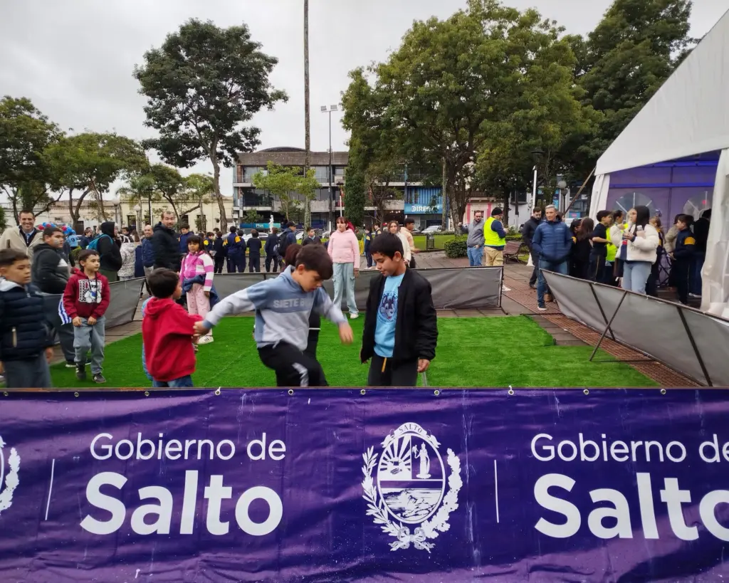 Plaza Treinta y Tres vivirá la previa de Uruguay