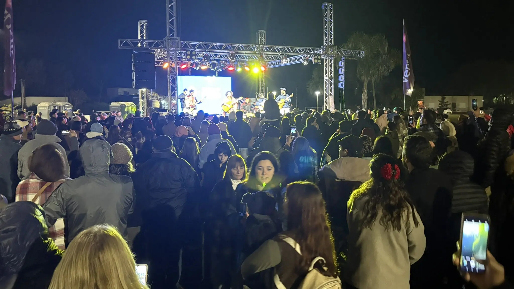 Fiesta de San Juan convocó a miles en Daymán