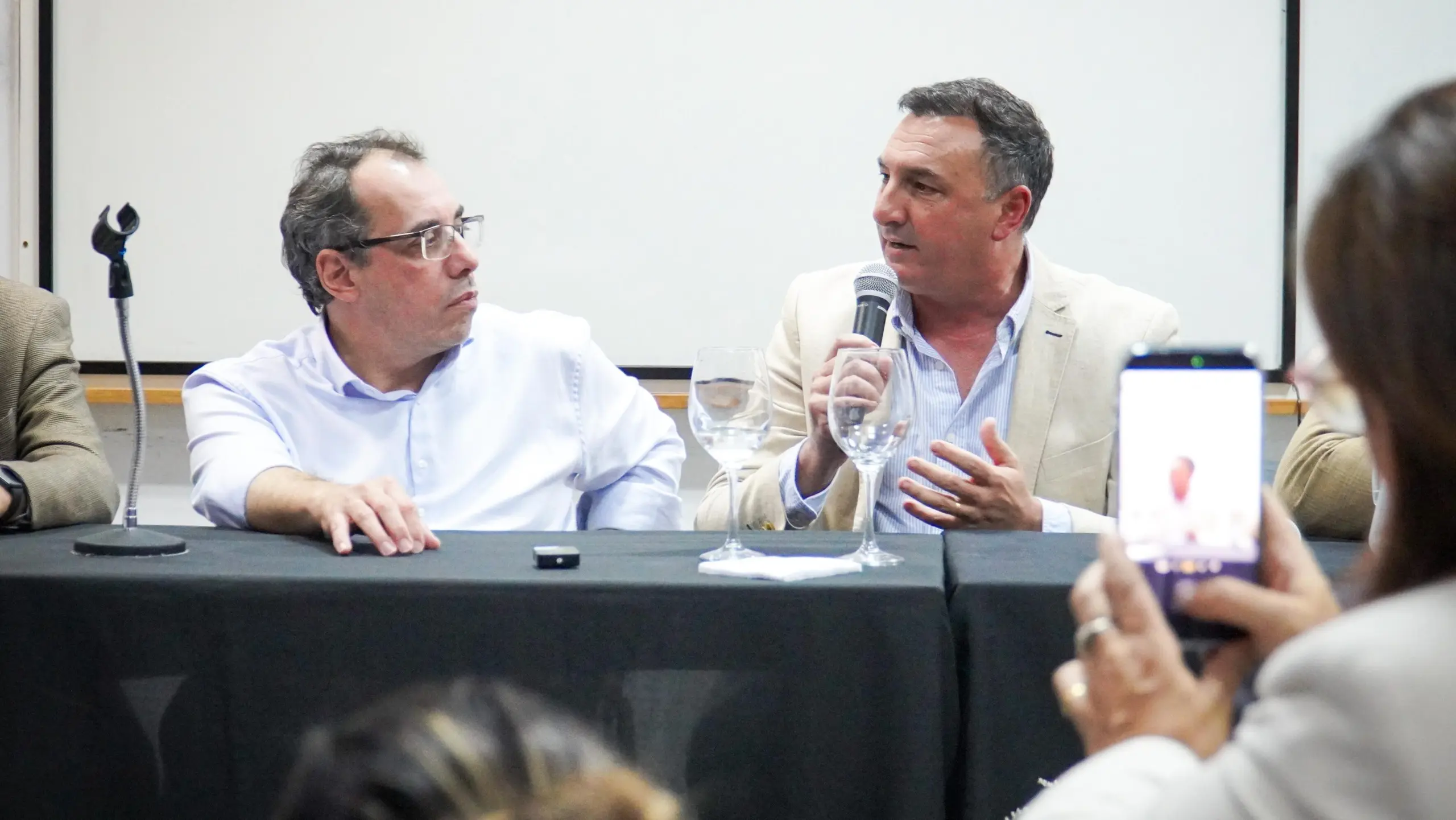 Albisu destacó el valor histórico del Vademécum Termal