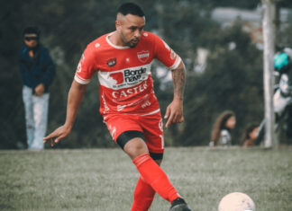 El primer pasajero llega para la «A»